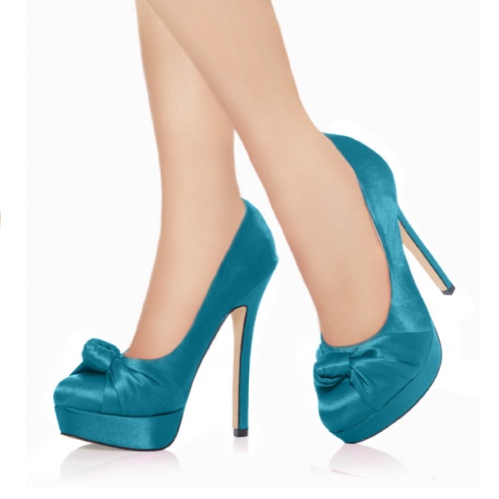 NWT JustFab Gabby High Heel Shoe